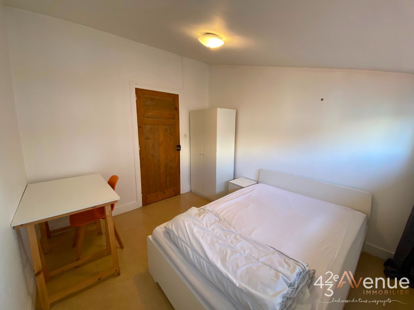 APPARTEMENT T3 A LOUER - ST ETIENNE CENTRE/TREFILERIE - 67 m2 - 600 &euro; charges comprises par mois