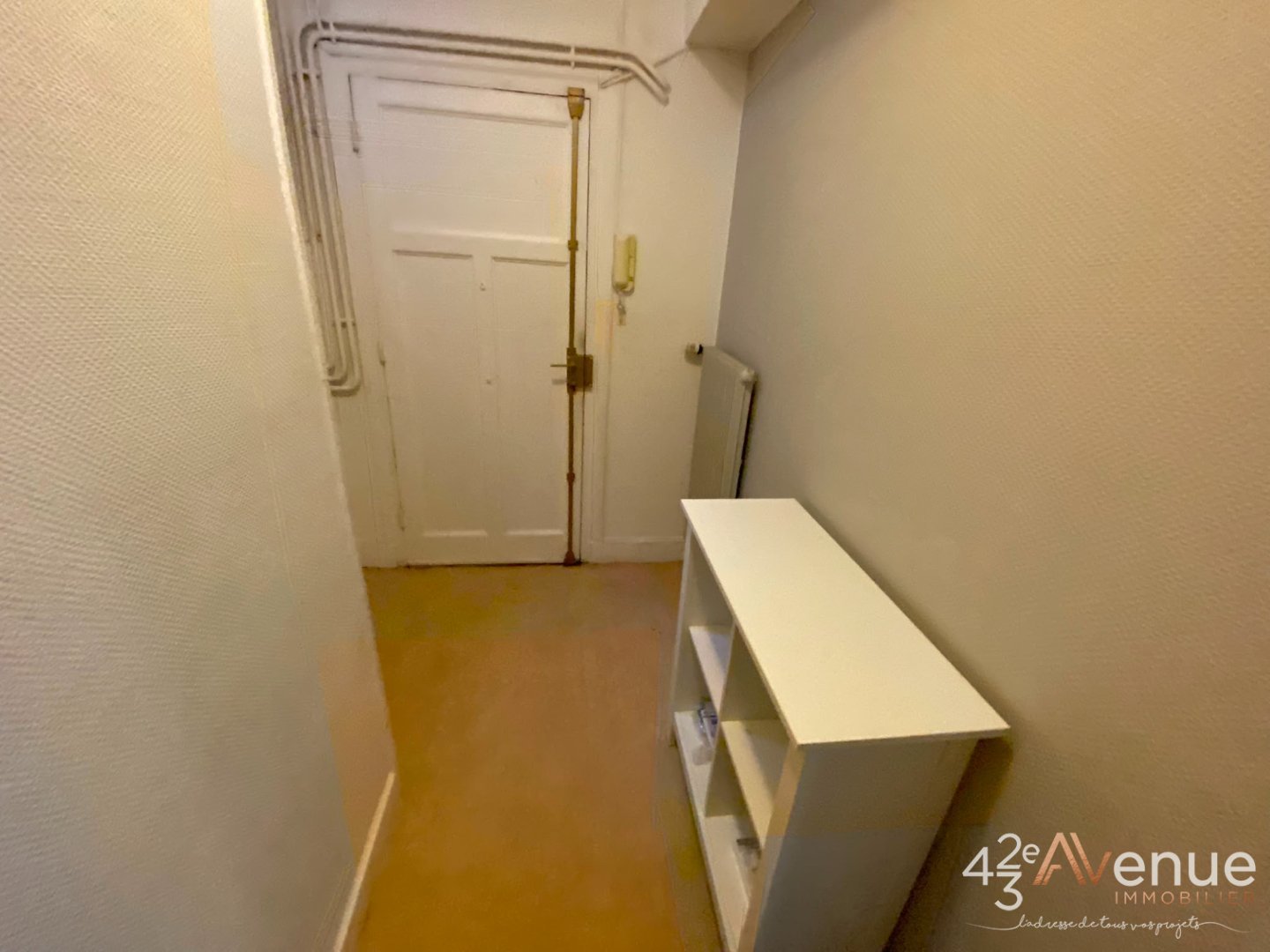 APPARTEMENT T3 A LOUER - ST ETIENNE CENTRE/TREFILERIE - 67 m2 - 600 &euro; charges comprises par mois