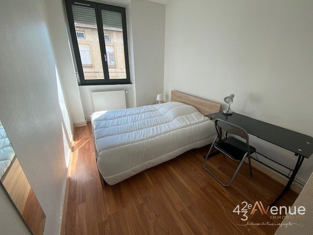 APPARTEMENT T4 - ST ETIENNE FACULTE   CENTRE DEUX - 72.95 m2 - LOU&Eacute;