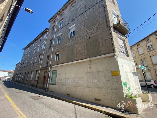 APPARTEMENT T4 - ST ETIENNE FACULTE   CENTRE DEUX - 72.95 m2 - LOU&Eacute;