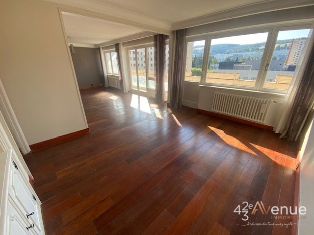 APPARTEMENT T5 - ST ETIENNE FAURIEL - 102.67 m2 - LOU&Eacute;
