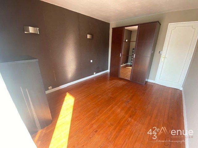 APPARTEMENT T5 - ST ETIENNE FAURIEL - 102.67 m2 - LOU&Eacute;