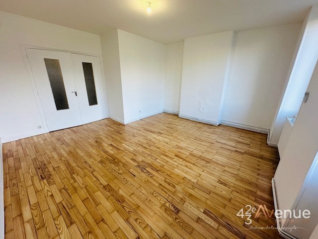 4 pices en Duplex A LOUER - ST ETIENNE HAUT DE JACQUARD - 86.23 m2 - 620€ charges comprises par mois