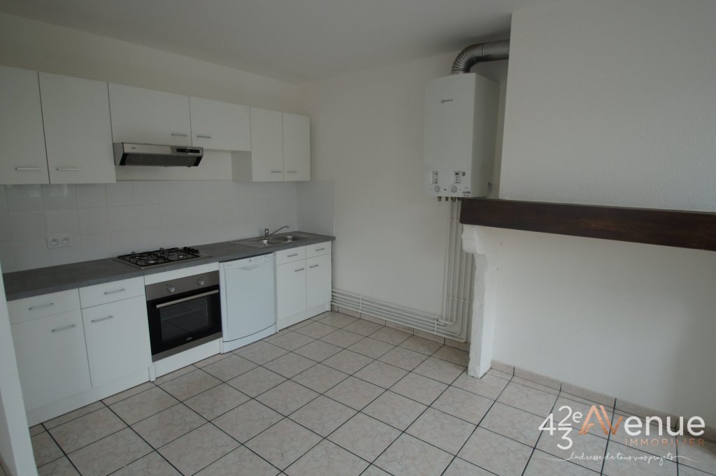APPARTEMENT T4 A LOUER - ST ETIENNE ST ROCH/BAS FAURIEL - 67.93 m2 - 491�&euro; charges comprises par mois