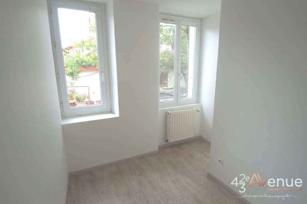 APPARTEMENT T4 A LOUER - ST ETIENNE ST ROCH/BAS FAURIEL - 67.93 m2 - 491�&euro; charges comprises par mois