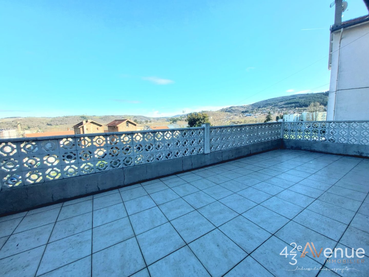 APPARTEMENT T4 - FIRMINY - 119 m2 - VENDU