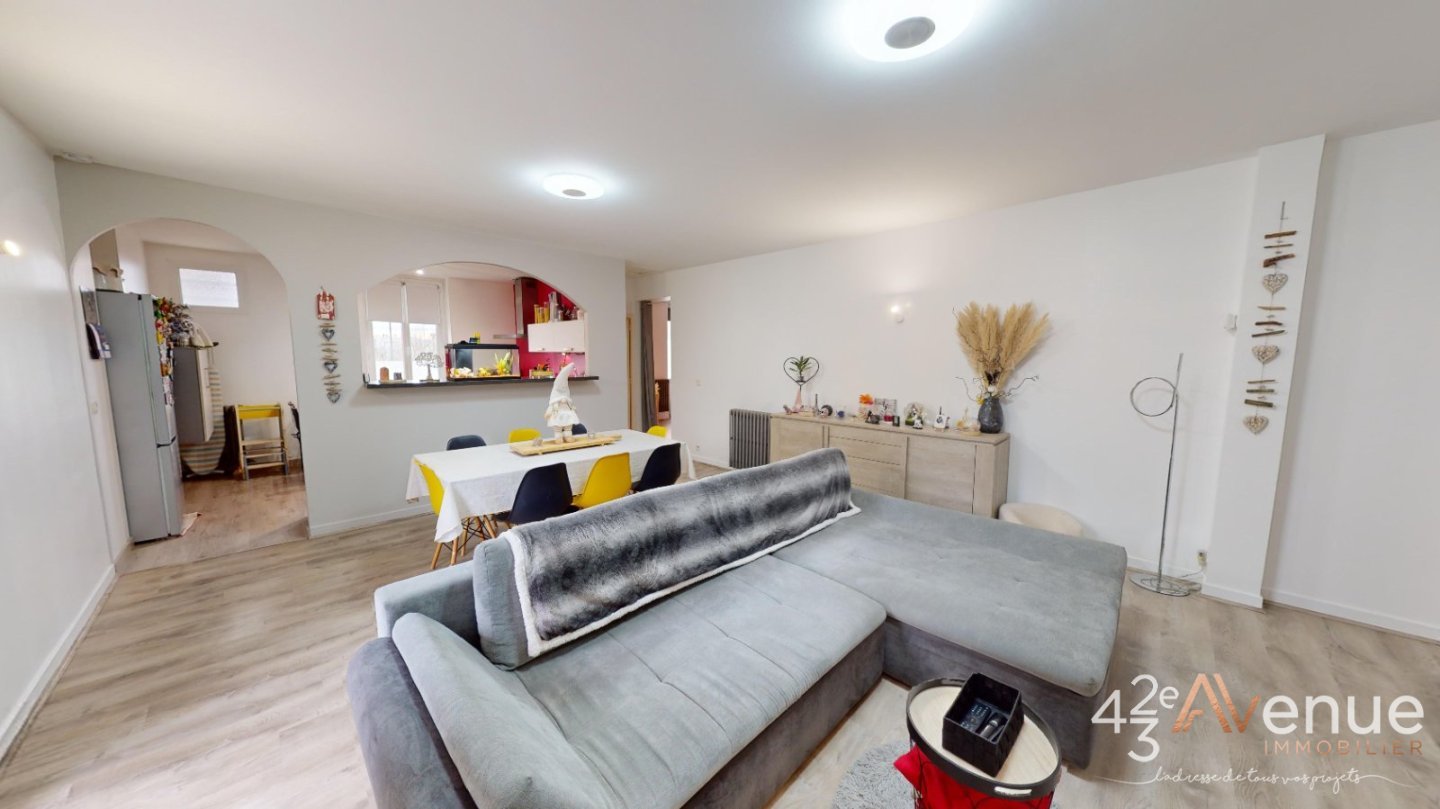 APPARTEMENT T4 A VENDRE - LA RICAMARIE - 119.55 m2 - 195000€