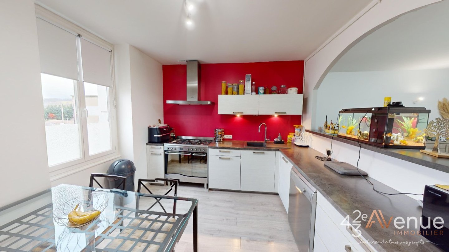 APPARTEMENT T4 A VENDRE - LA RICAMARIE - 119.55 m2 - 195000€