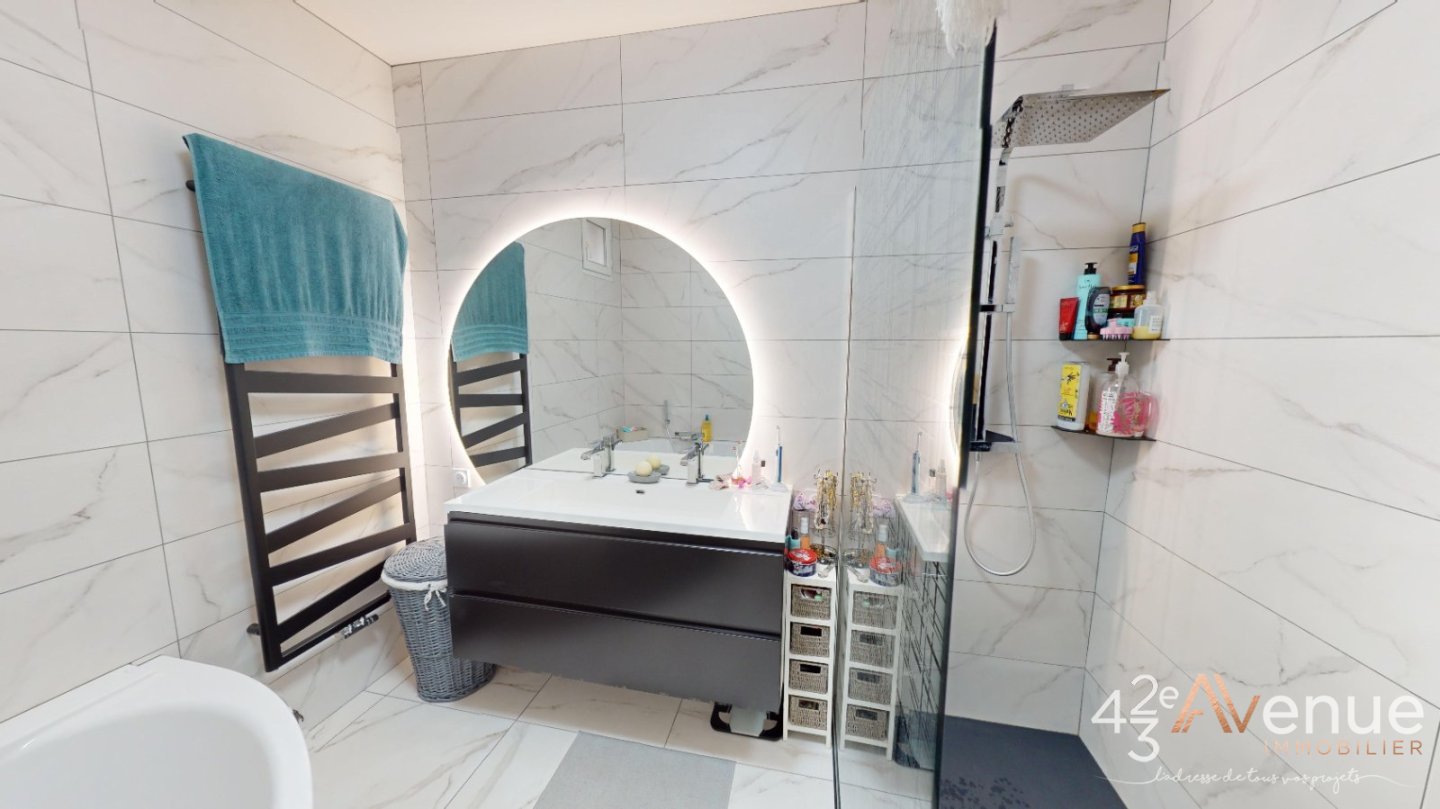 APPARTEMENT T4 A VENDRE - LA RICAMARIE - 119.55 m2 - 195000€