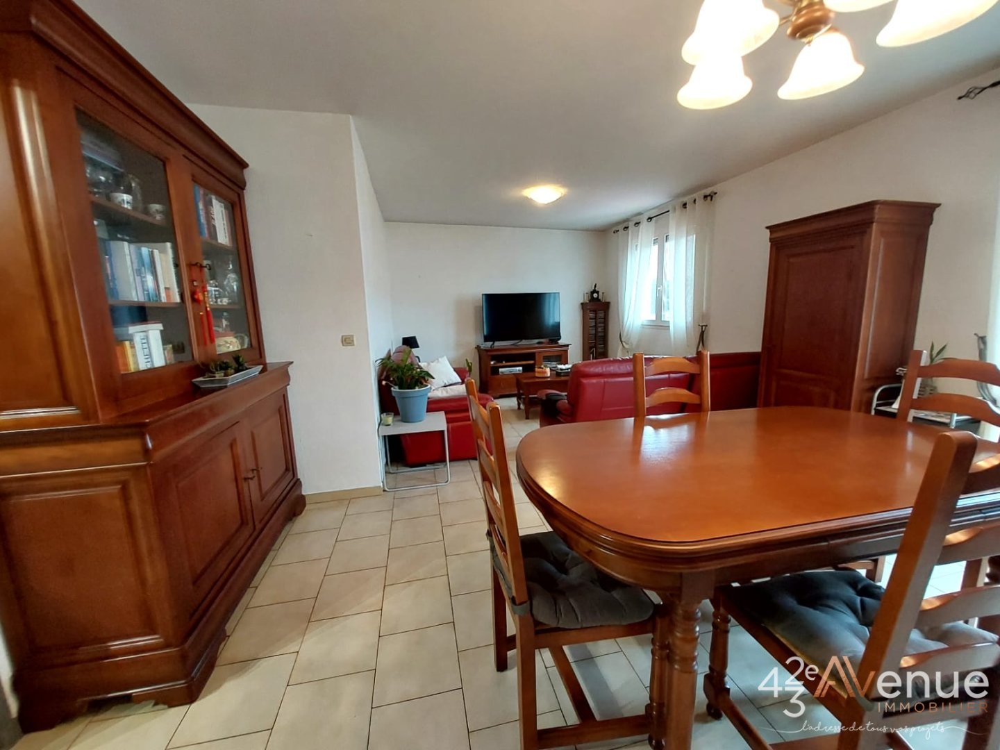 APPARTEMENT T4 A VENDRE - LA RICAMARIE - 107 m2 - 100000€