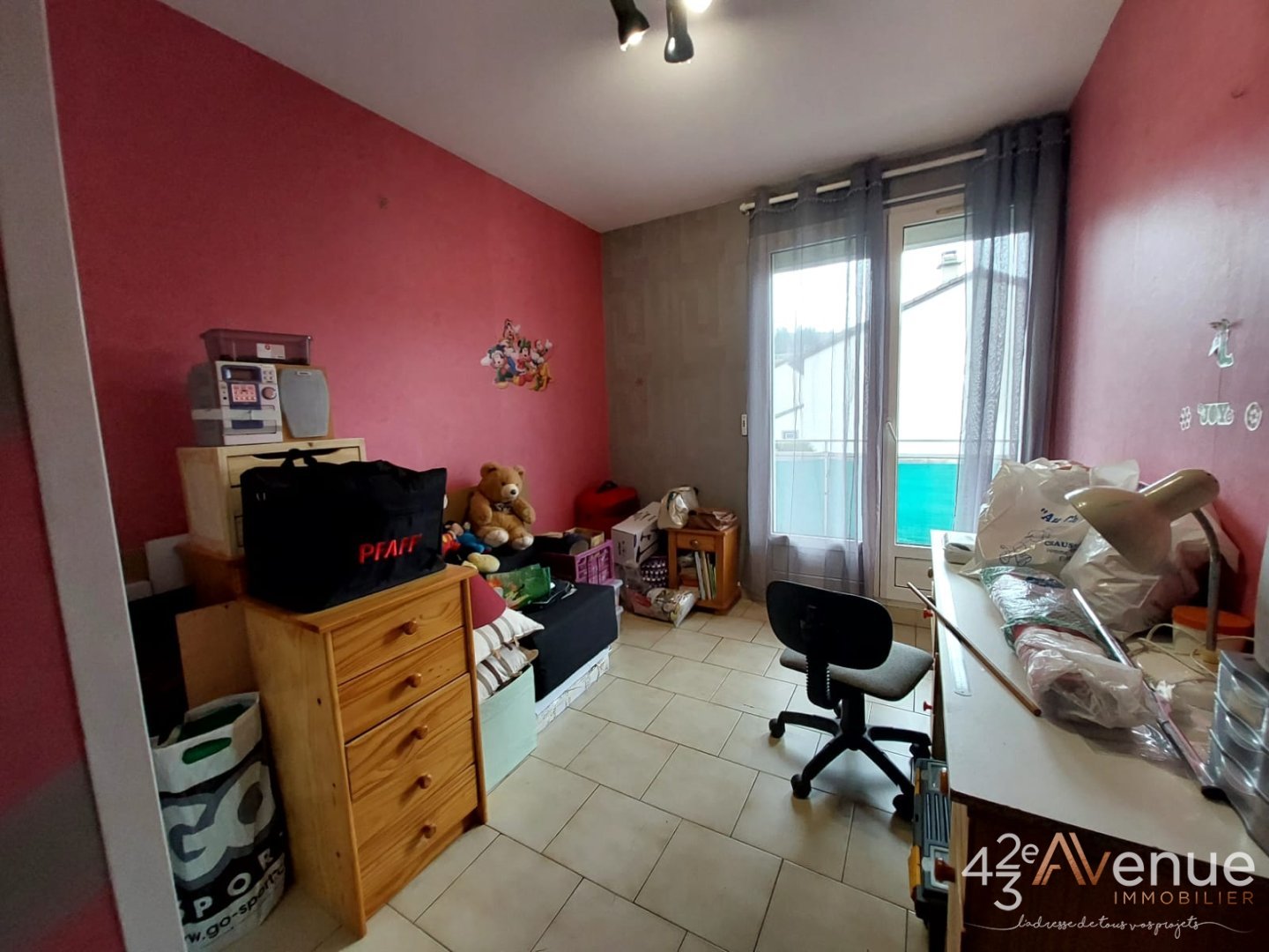 APPARTEMENT T4 A VENDRE - LA RICAMARIE - 107 m2 - 100000€
