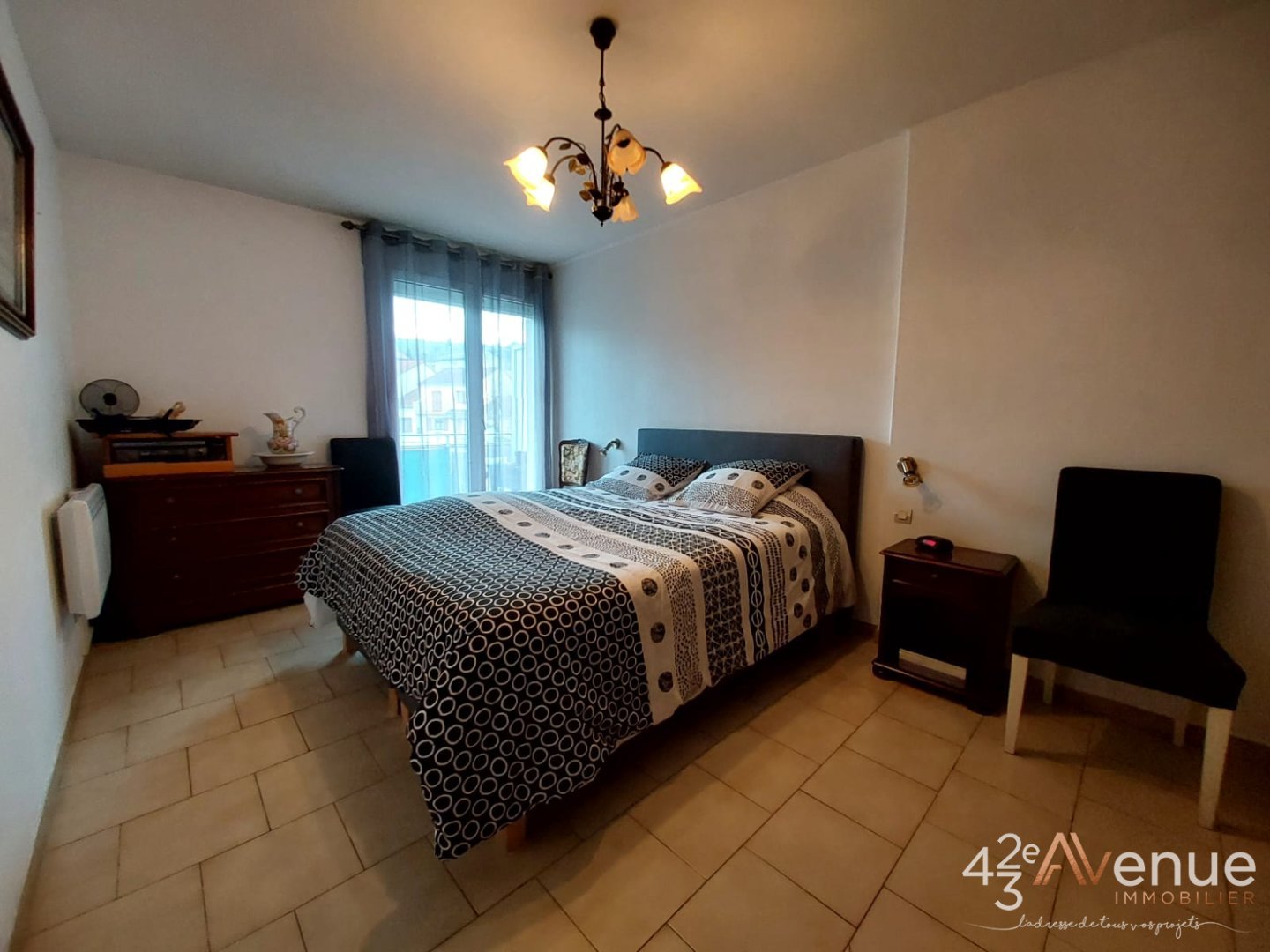 APPARTEMENT T4 A VENDRE - LA RICAMARIE - 107 m2 - 100000€