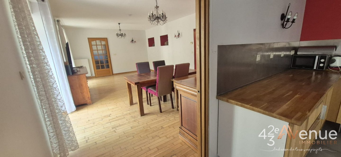 APPARTEMENT T4 A VENDRE - LA RICAMARIE - 122.61 m2 - 110 000 &euro;