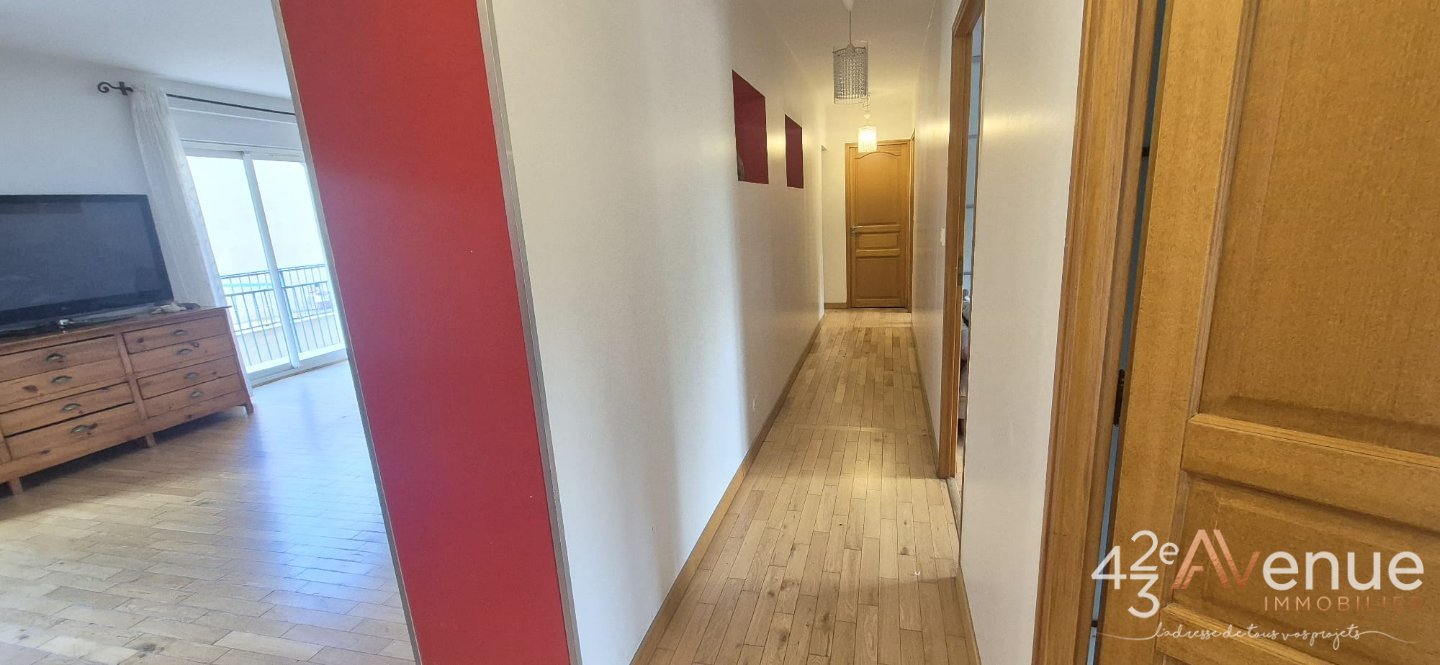 APPARTEMENT T4 A VENDRE - LA RICAMARIE - 122.61 m2 - 110 000 &euro;