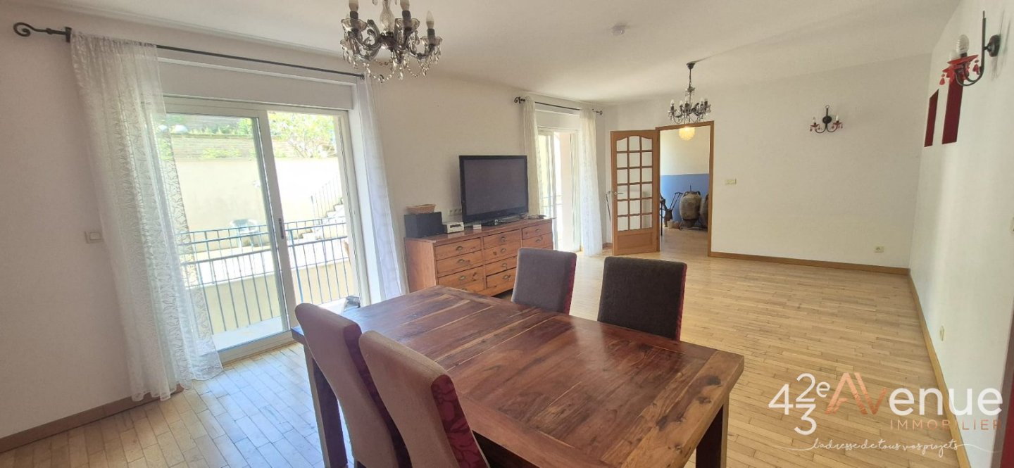 APPARTEMENT T4 A VENDRE - LA RICAMARIE - 122.61 m2 - 110 000 &euro;