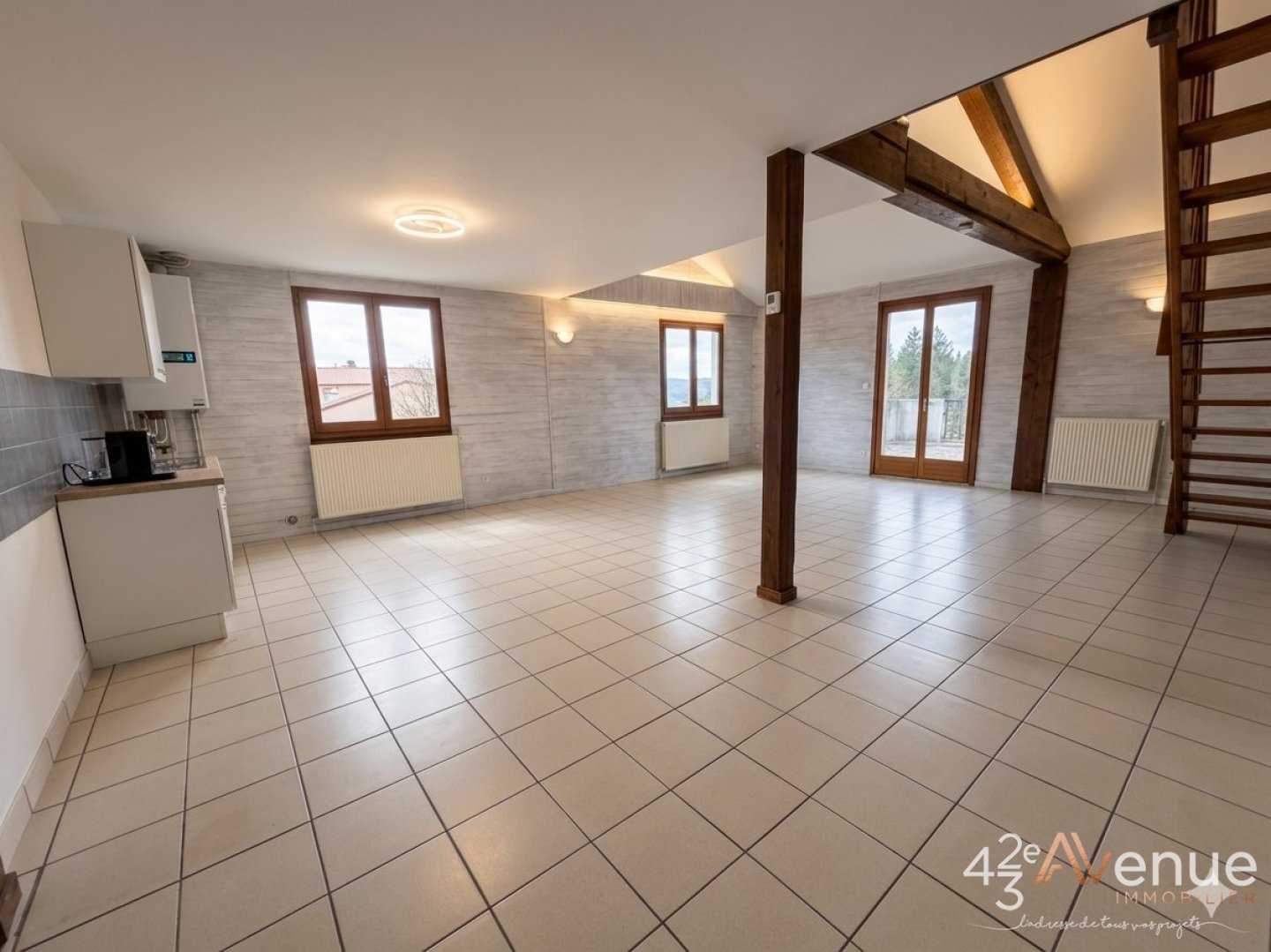 Appartement avec terrasse et garage! A VENDRE - MONISTROL SUR LOIRE - 107.2 m2 - 241 500 &euro;