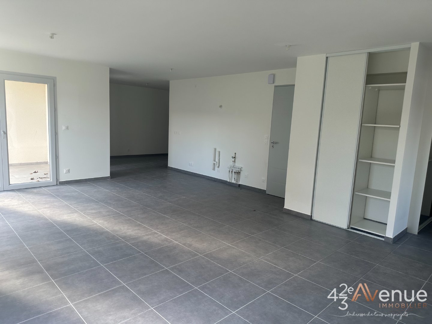 APPARTEMENT A VENDRE - MONTBRISON - 96.46 m2 - 233 000 &euro;