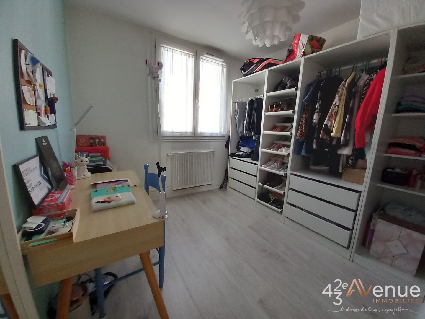 APPARTEMENT T4 AVEC TERRASSE - RIVE DE GIER - 79.31 m2 - 120 000 €