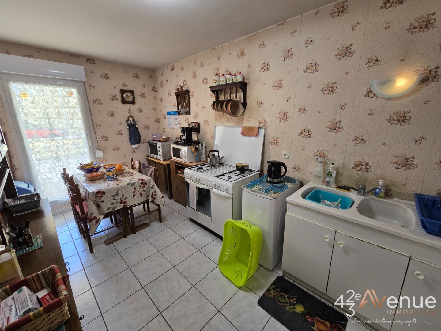 APPARTEMENT T4 - ROCHE LA MOLIERE - 78.68 m2 - 118000€