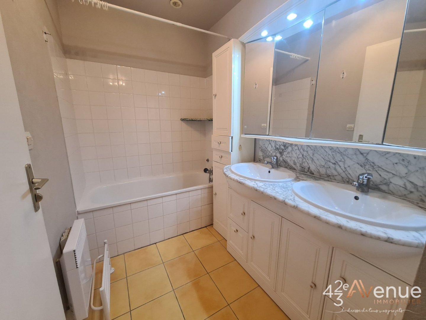 APPARTEMENT T4 A VENDRE - SORBIERS - 82.55 m2 - 185 000 €