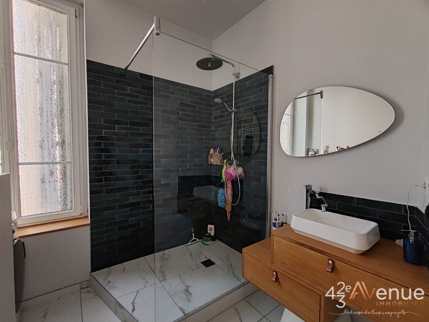 APPARTEMENT T4 A VENDRE - ST CHAMOND - 99 m2 - 196 000 €