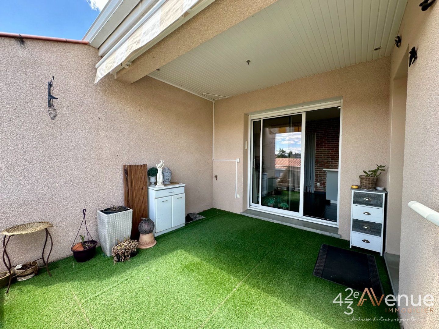 APPARTEMENT T4 A VENDRE - ST CYPRIEN - 80.35 m2 - 195 000 &euro;