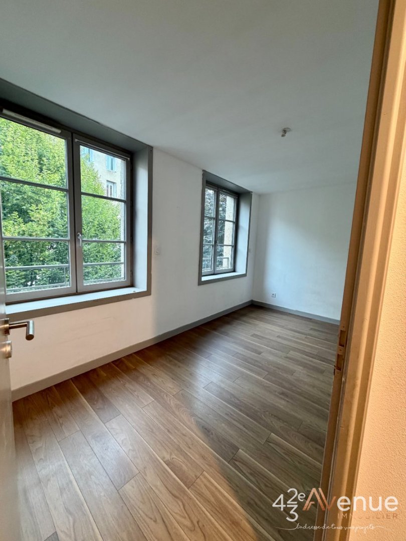 APPARTEMENT T4 A VENDRE - ST ETIENNE BEAUBRUN - 88.8 m2 - 79 000 &euro;