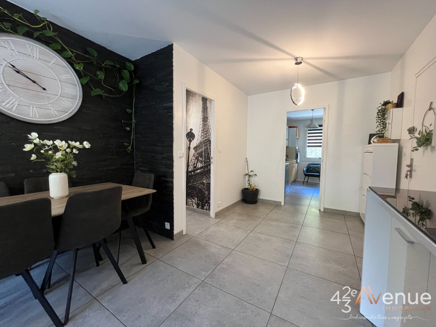 APPARTEMENT T5 A VENDRE - ST ETIENNE BELLEVUE - 96 m2 - 153000€