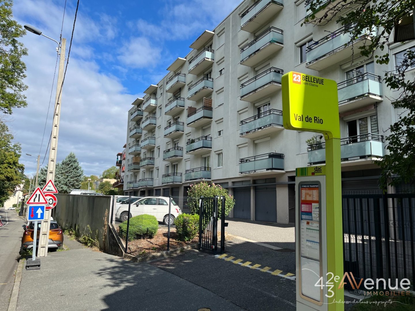 APPARTEMENT T5 A VENDRE - ST ETIENNE BELLEVUE - 96 m2 - 153000€