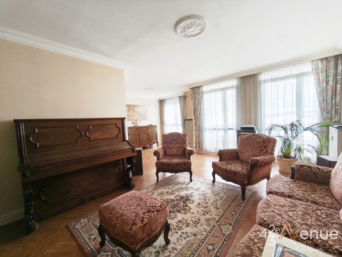 APPARTEMENT T4 A VENDRE - ST ETIENNE BELLEVUE - 108 m2 - 118�000�&euro;