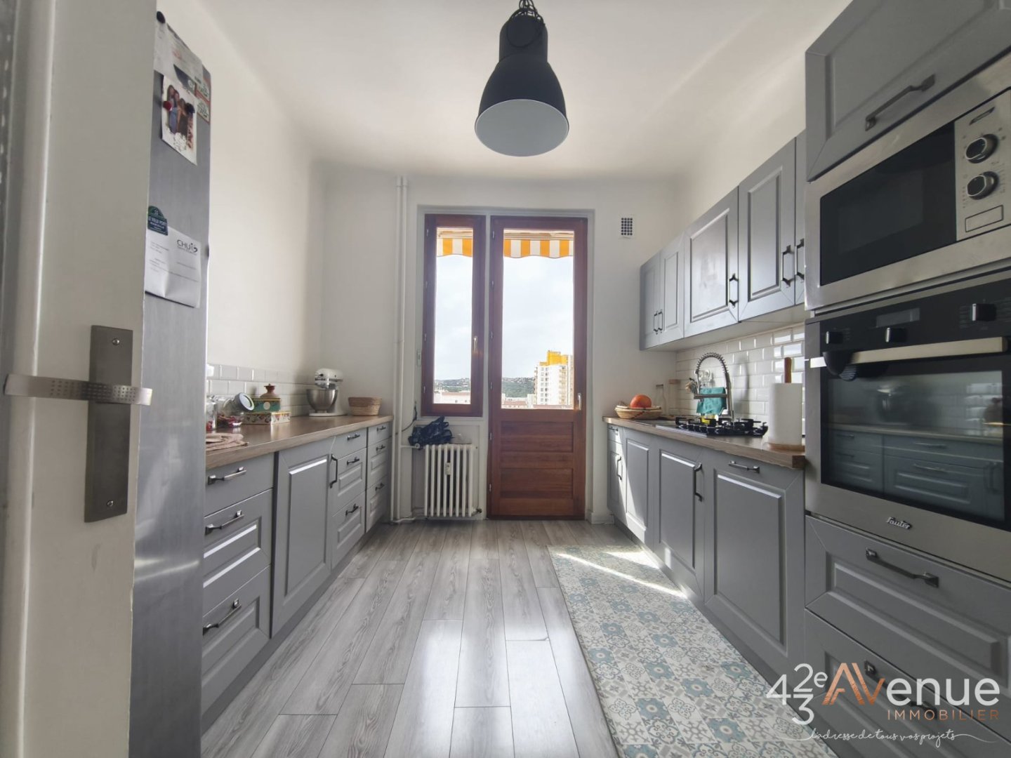 APPARTEMENT T4 A VENDRE - ST ETIENNE BELLEVUE - 96.84 m2 - 125 000 &euro;