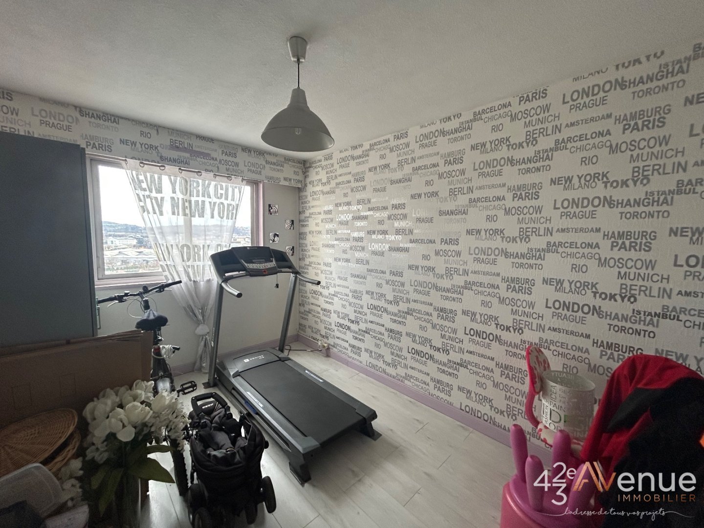 APPARTEMENT T4 A VENDRE - ST ETIENNE BERGSON - 87 m2 - 149�000�&euro;