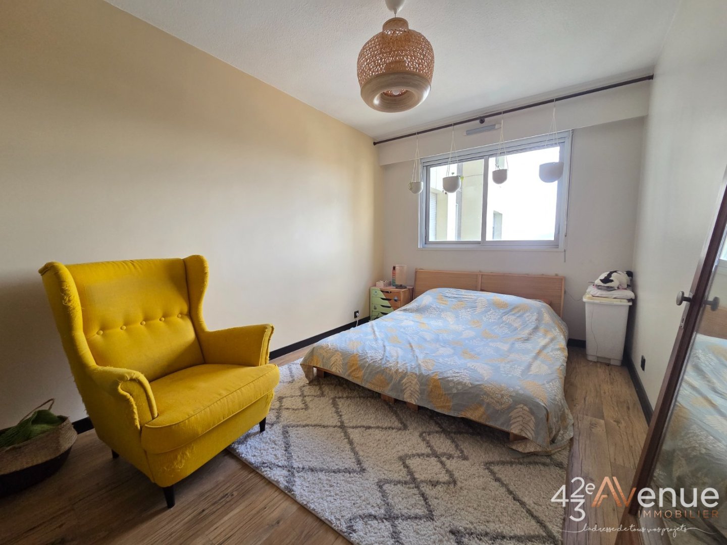 APPARTEMENT T4 A VENDRE - ST ETIENNE BERGSON - 91.94 m2 - 165 000 &euro;