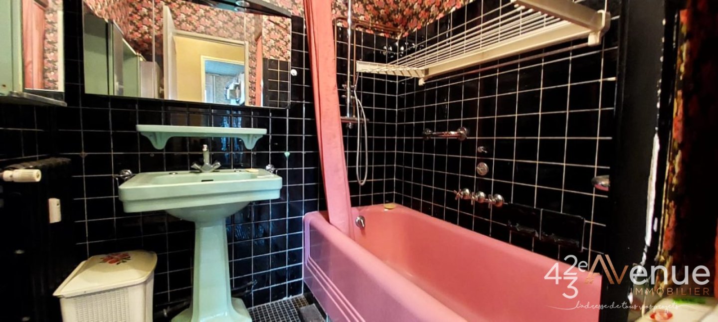 Appartement A VENDRE - ST ETIENNE CENTRE VILLE - 83 m2 - 135000€