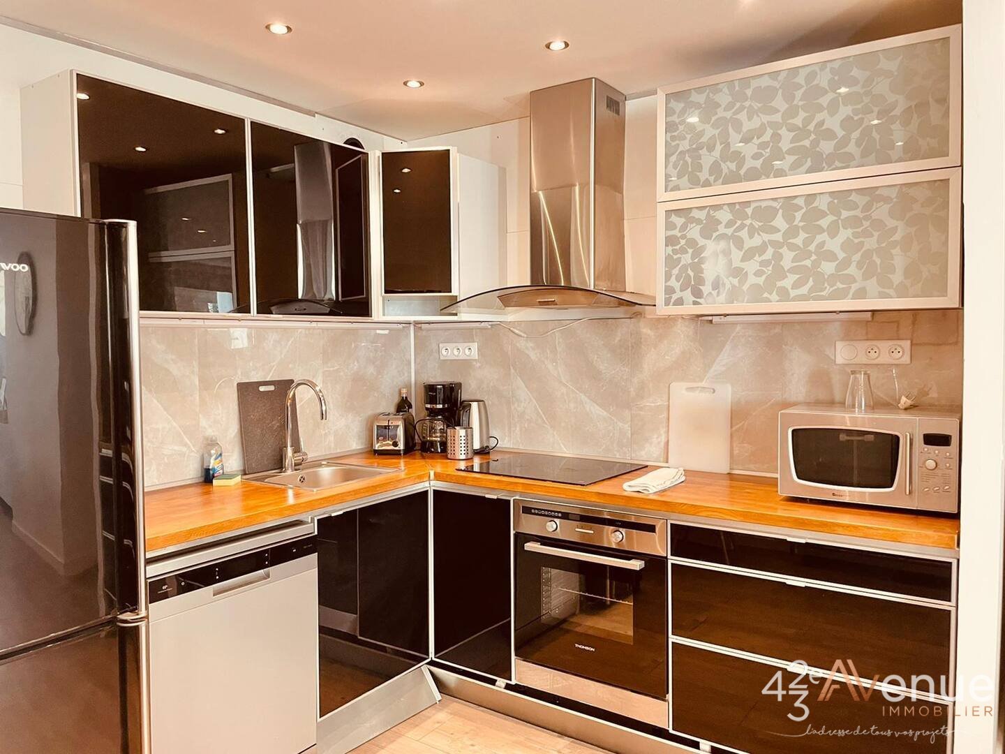 Meubl entirement T4 avec stationnement A VENDRE - ST ETIENNE CENTRE VILLE - 80.18 m2 - 128500€