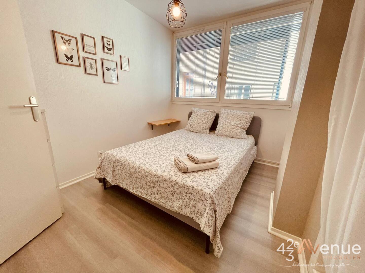 Meubl entirement T4 avec stationnement A VENDRE - ST ETIENNE CENTRE VILLE - 80.18 m2 - 128500€