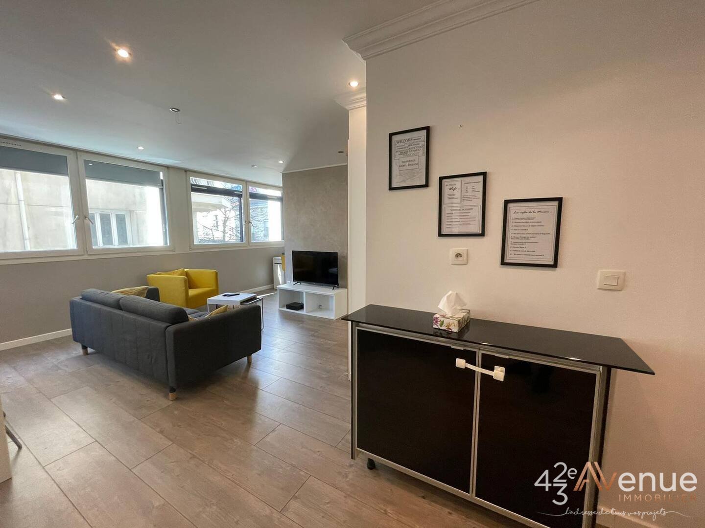 Meubl entirement T4 avec stationnement A VENDRE - ST ETIENNE CENTRE VILLE - 80.18 m2 - 128500€