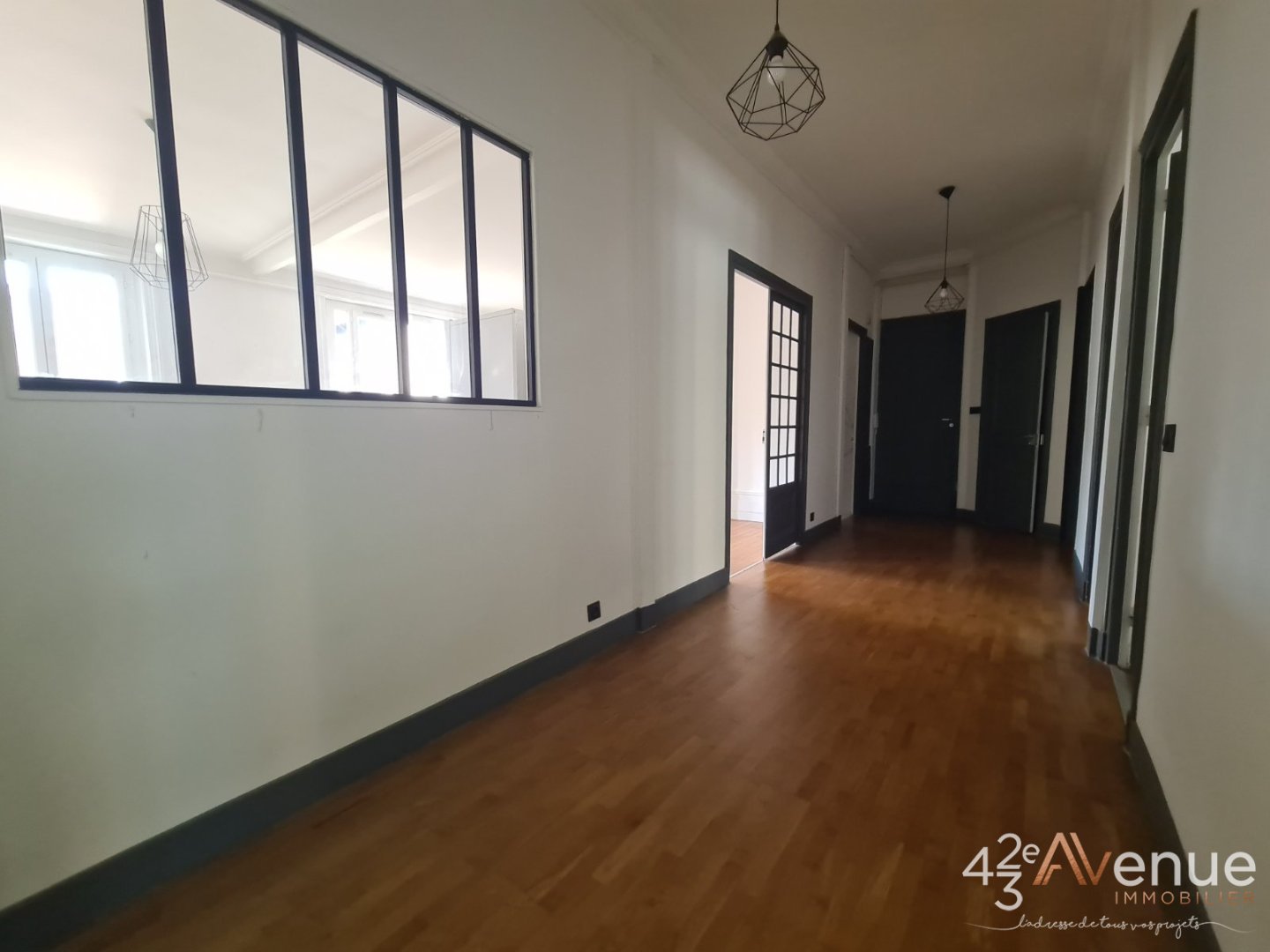 APPARTEMENT T4 A VENDRE - ST ETIENNE CENTRE VILLE - 110.16 m2 - 180000€