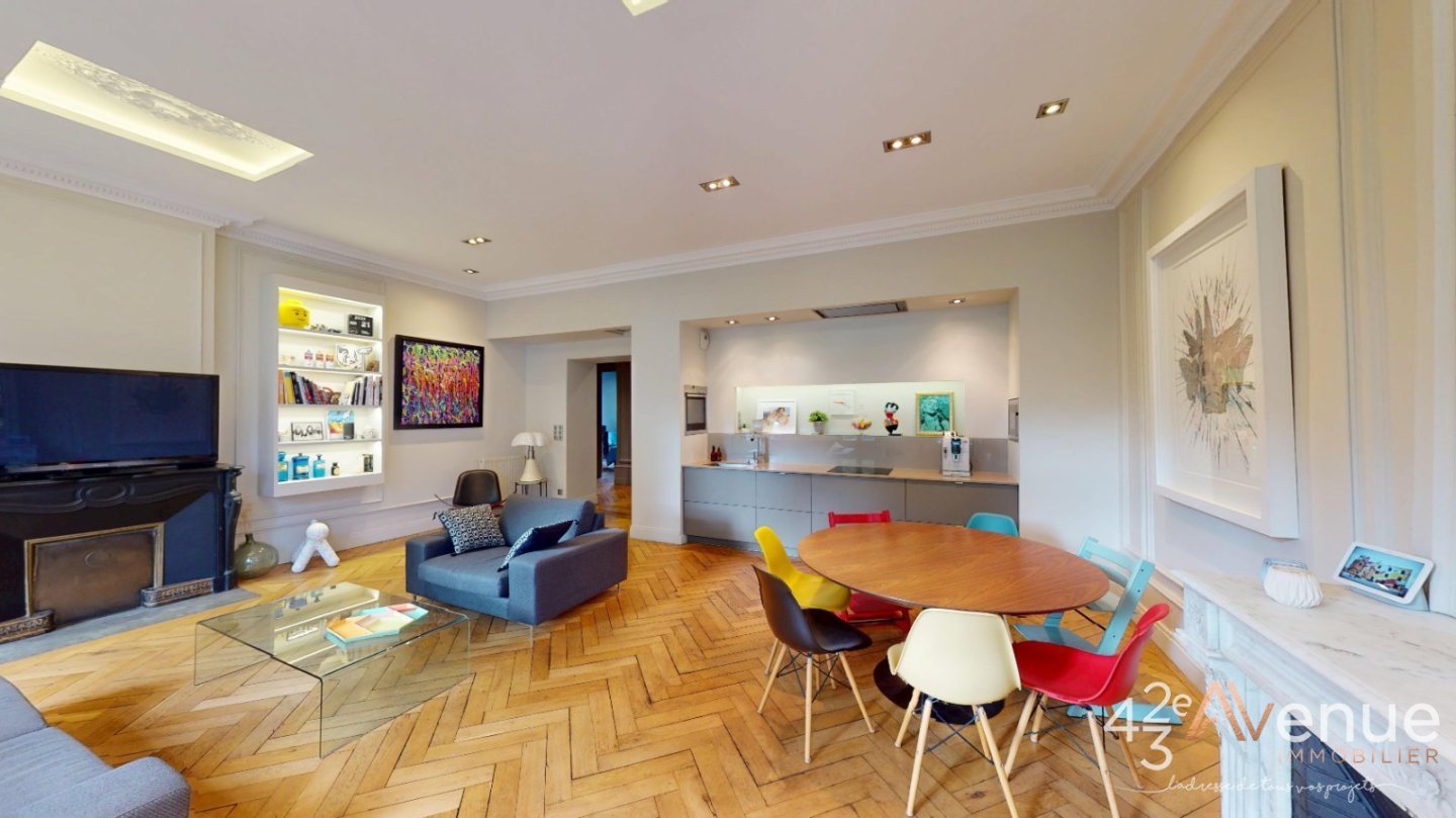 APPARTEMENT T4 - ST ETIENNE CENTRE VILLE - 130 m2 - VENDU