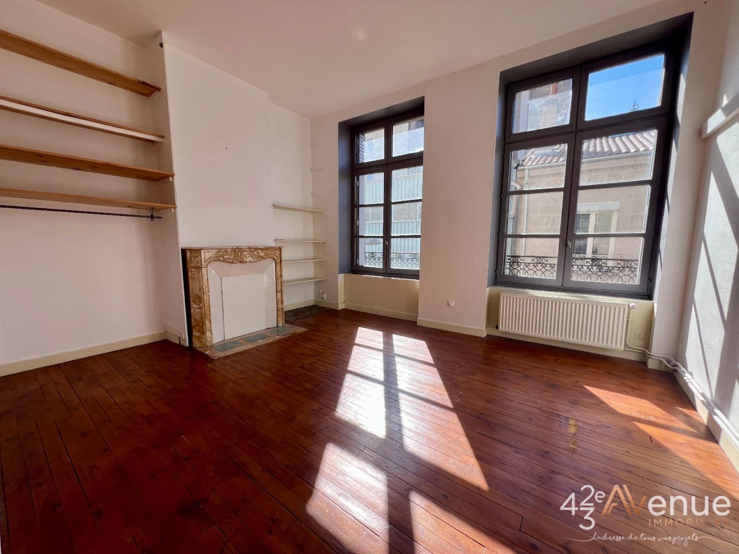 APPARTEMENT T4 - ST ETIENNE CENTRE VILLE - 106.09 m2 - VENDU