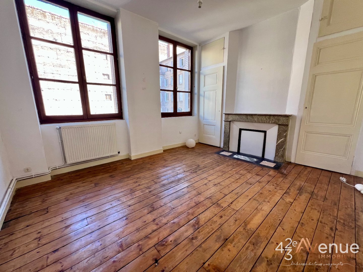 APPARTEMENT T4 - ST ETIENNE CENTRE VILLE - 106.09 m2 - VENDU