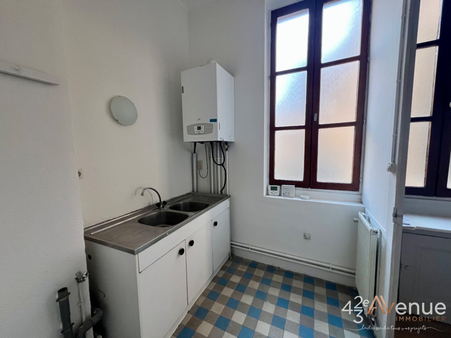 APPARTEMENT T4 - ST ETIENNE CENTRE VILLE - 106.09 m2 - VENDU