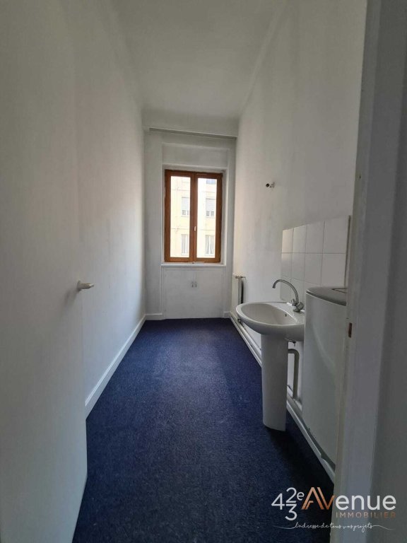 Appartement A VENDRE - ST ETIENNE CENTRE VILLE - 138.29 m2 - 189000€