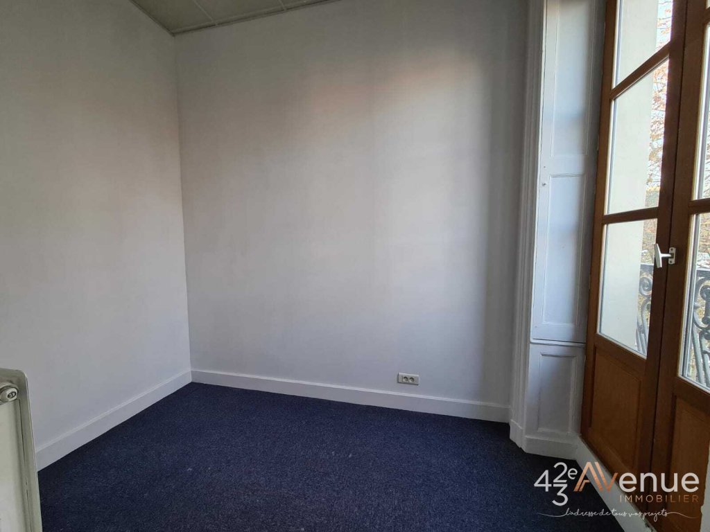 Appartement A VENDRE - ST ETIENNE CENTRE VILLE - 138.29 m2 - 189000€