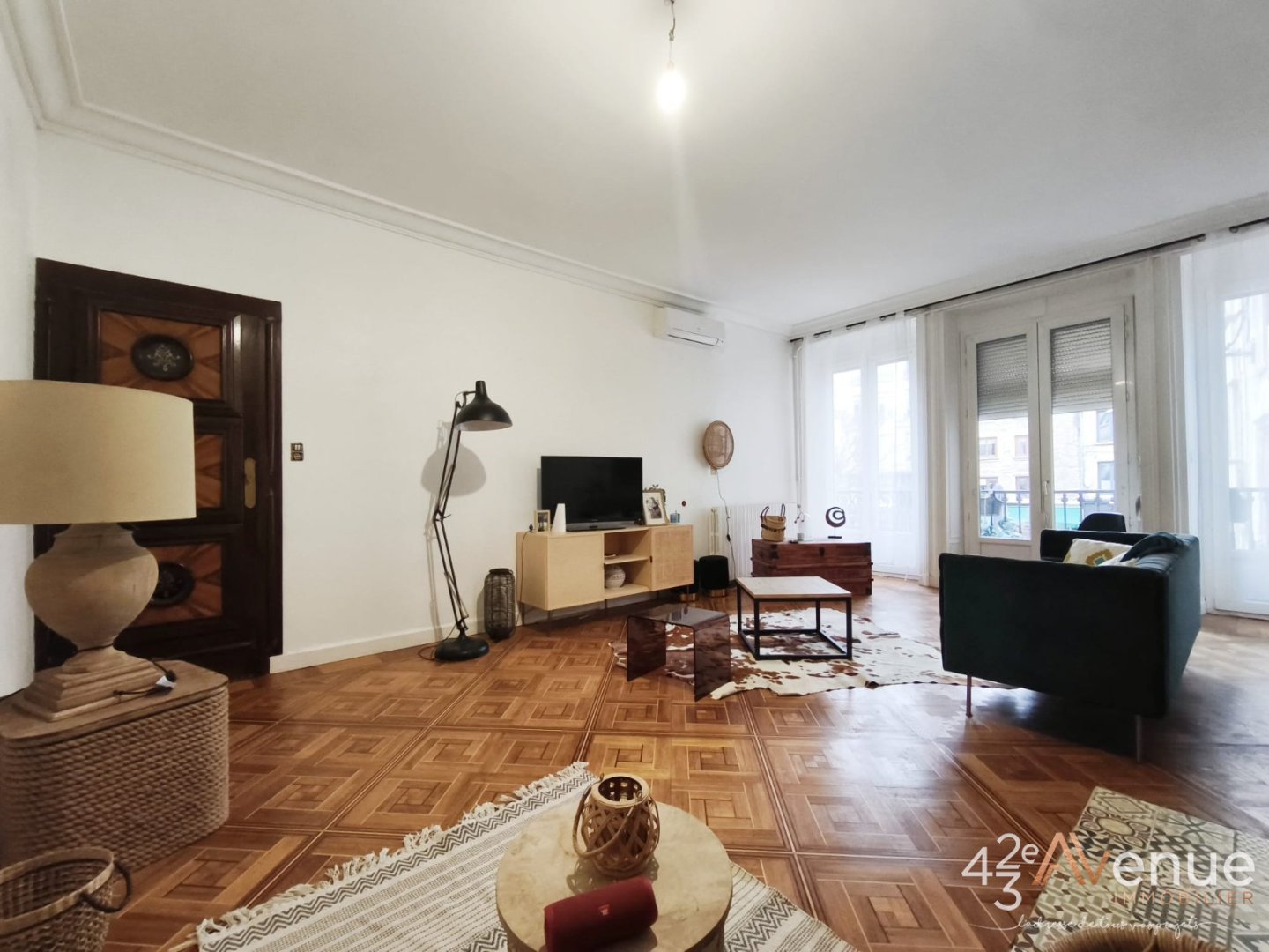 APPARTEMENT T4 A VENDRE - ST ETIENNE CENTRE VILLE - 139 m2 - 149�000�&euro;