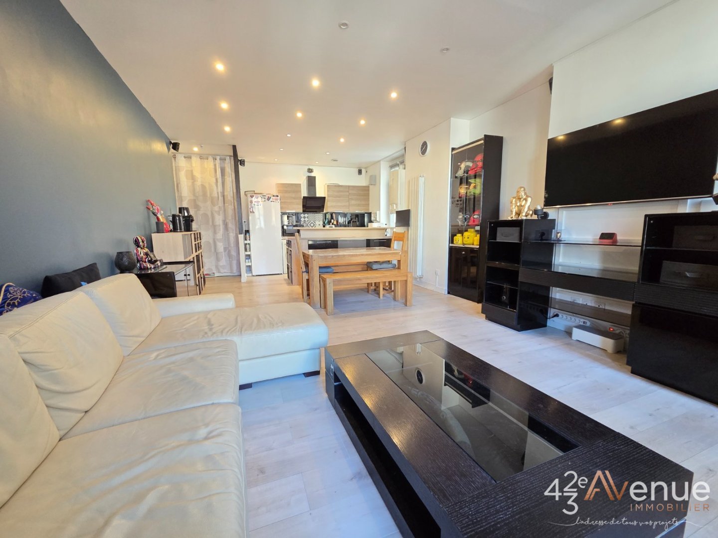 APPARTEMENT T4 - ST ETIENNE CENTRE VILLE - 79 m2 - VENDU