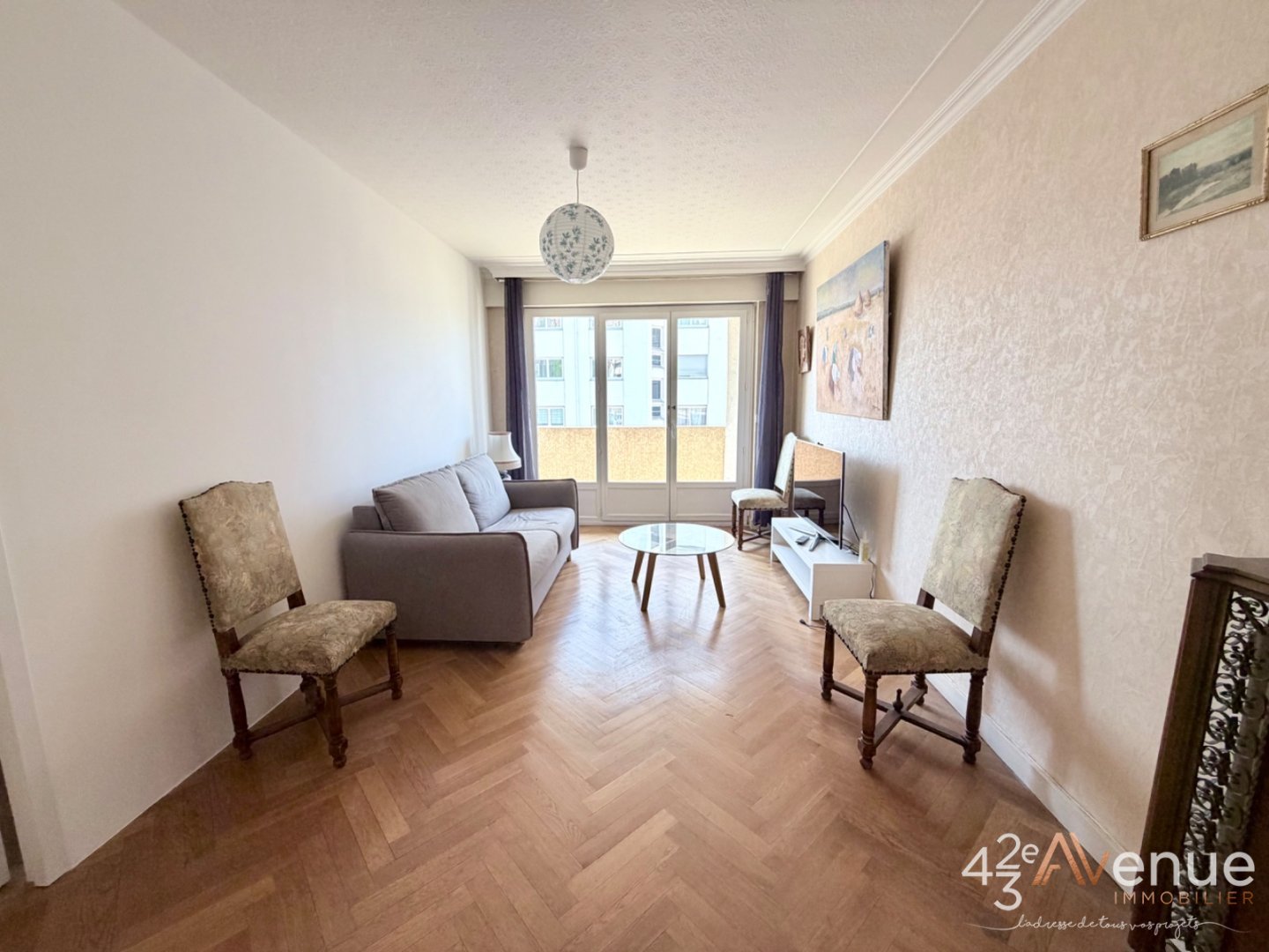 F4 avec balcon Saint-Etienne A VENDRE - ST ETIENNE CENTRE VILLE - 97.15 m2 - 99 000 &euro;