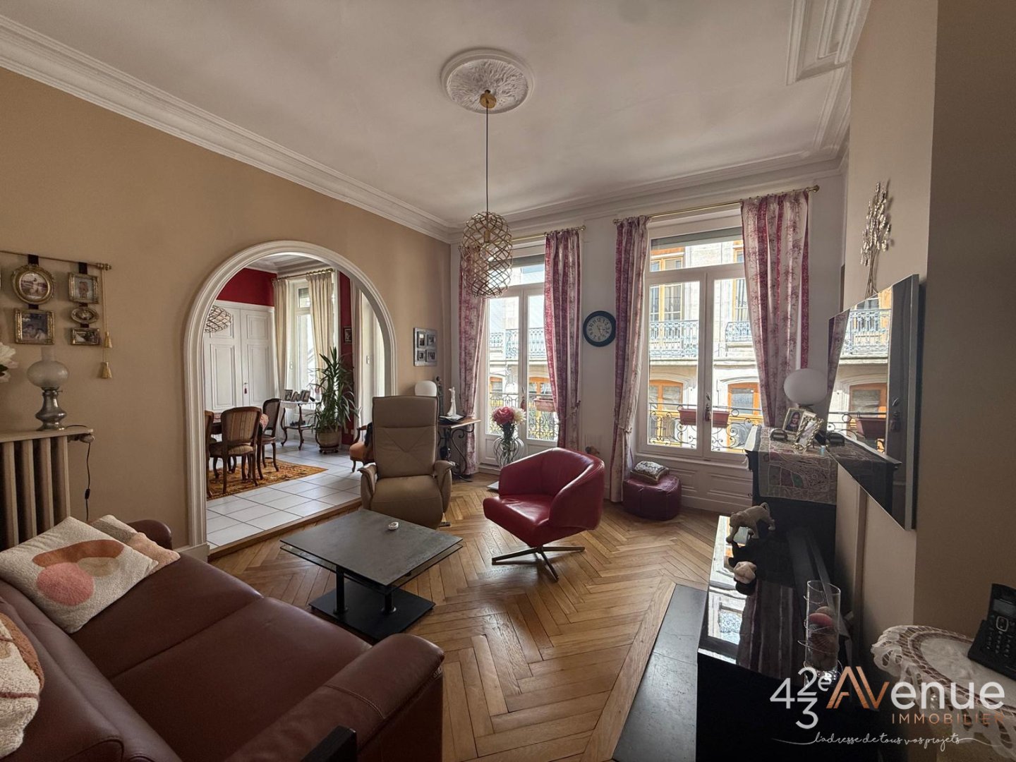 APPARTEMENT T4 A VENDRE - ST ETIENNE CENTRE VILLE - 115.57 m2 - 150 000 &euro;