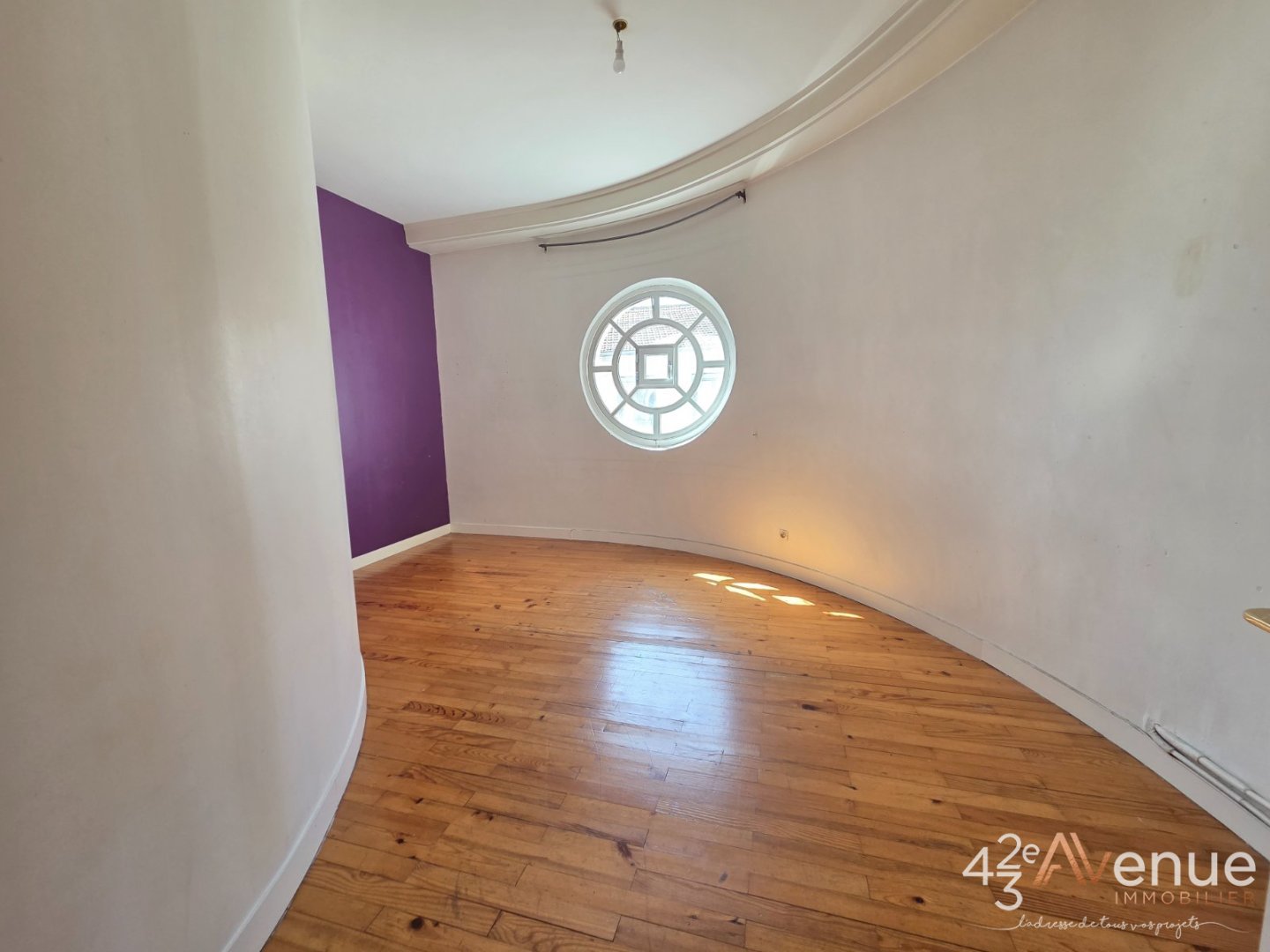 APPARTEMENT T4 A VENDRE - ST ETIENNE CENTRE VILLE - 156.38 m2 - 260 000 &euro;