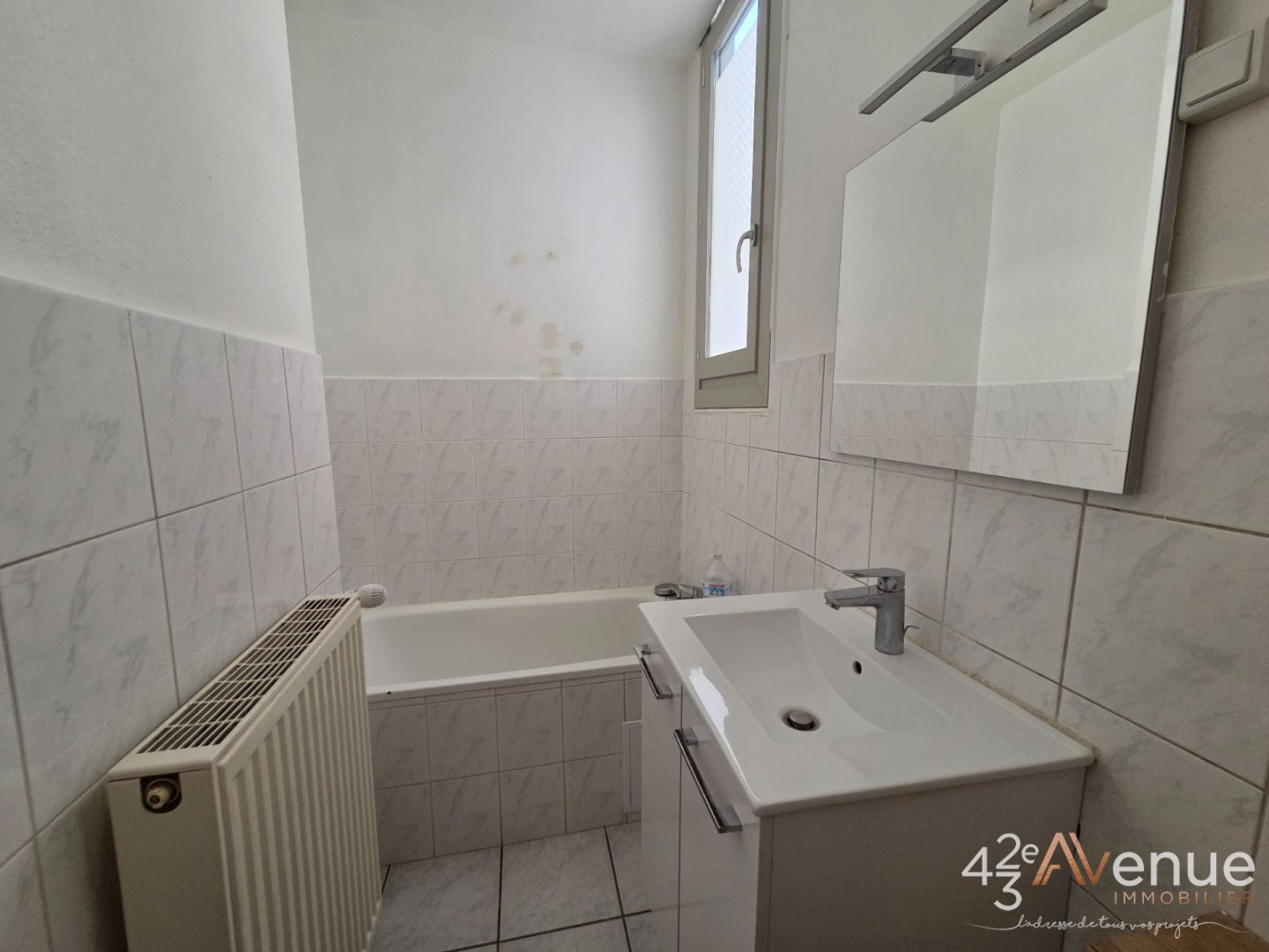 APPARTEMENT T4 A VENDRE - ST ETIENNE CENTRE VILLE - 156.38 m2 - 260 000 &euro;